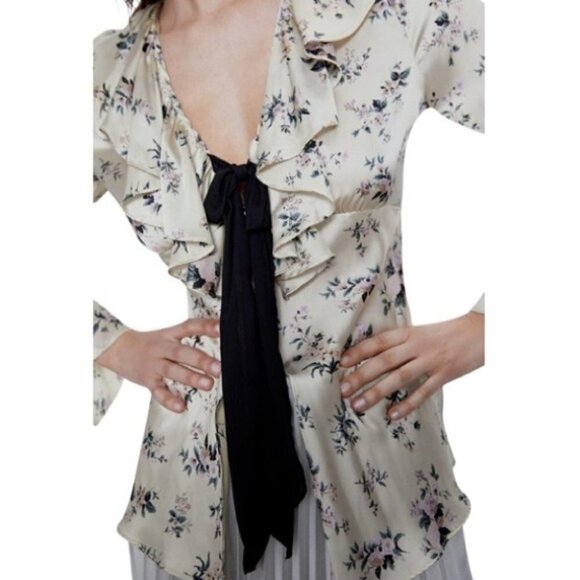 Zara floral Lace Satin Blouse with ruffle sleeves size Medium - Picture 7 of 14